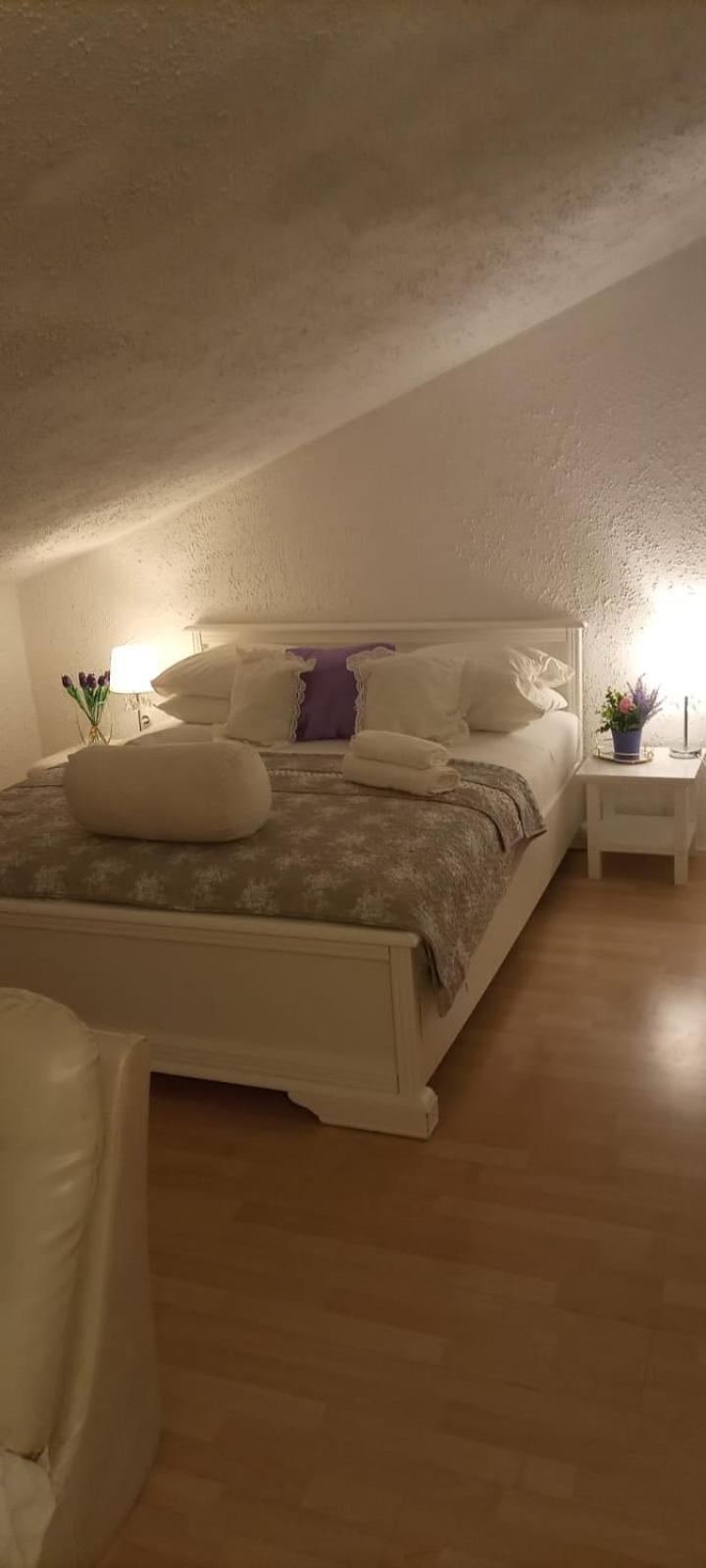 Apartment Jozefina Пореч Экстерьер фото